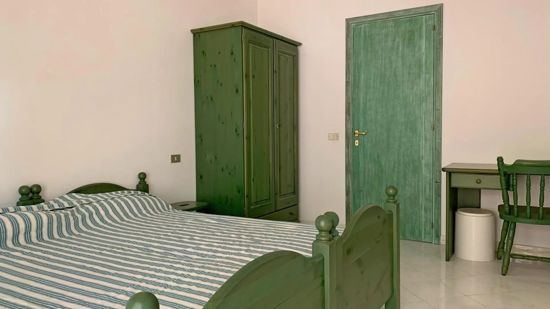 Casa Romina By La Via Del Mare Viaggi E Vacanze Villasimius Italy