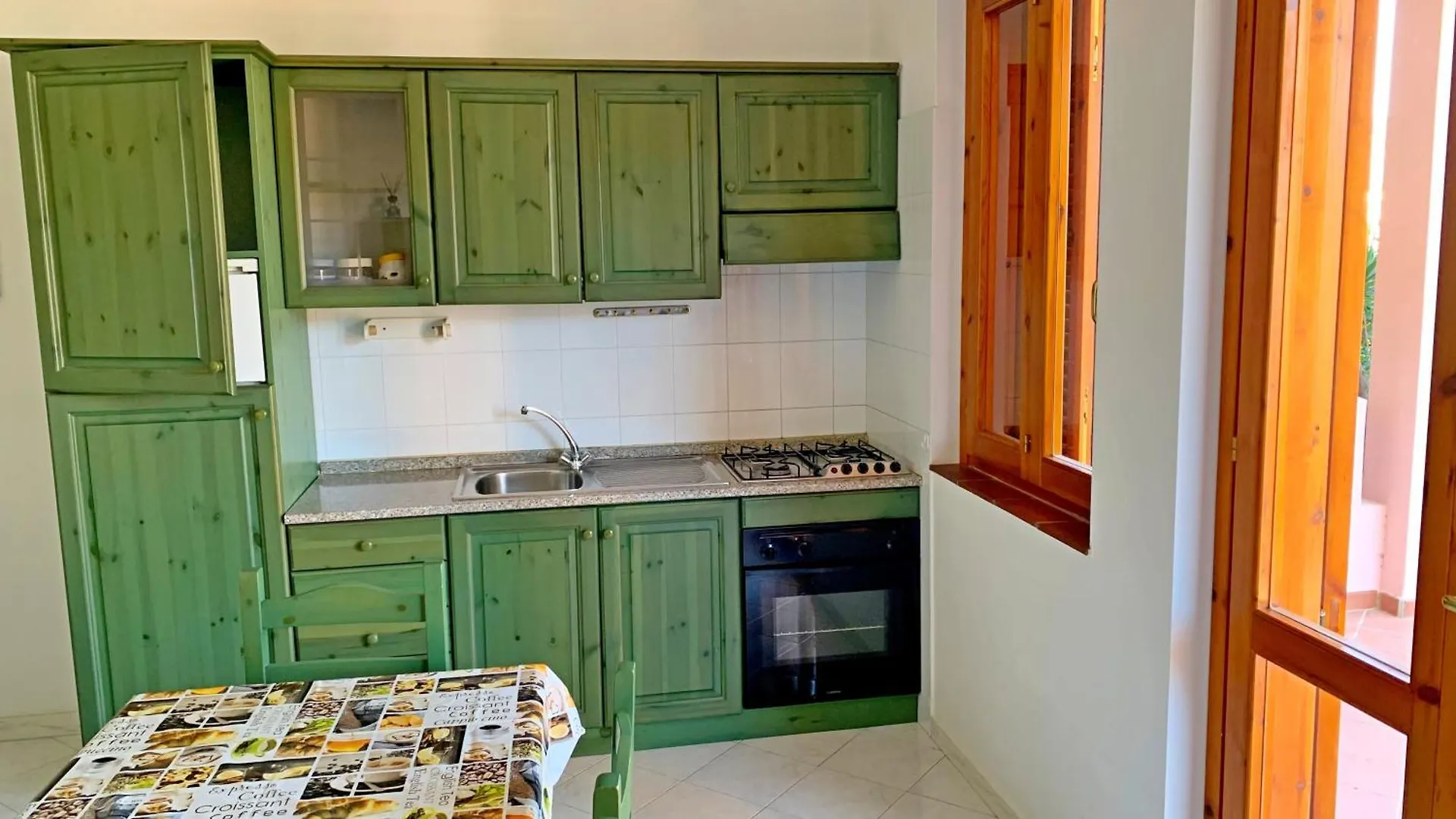 Apartment Casa Romina By La Via Del Mare Viaggi E Vacanze Villasimius Italy